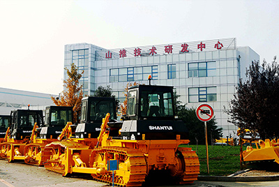 2009年，，，尊龙人生就是博首页研发中心被国家人事部批准设立博士后科研事情站，，，同年召开首届科技立异大会。。